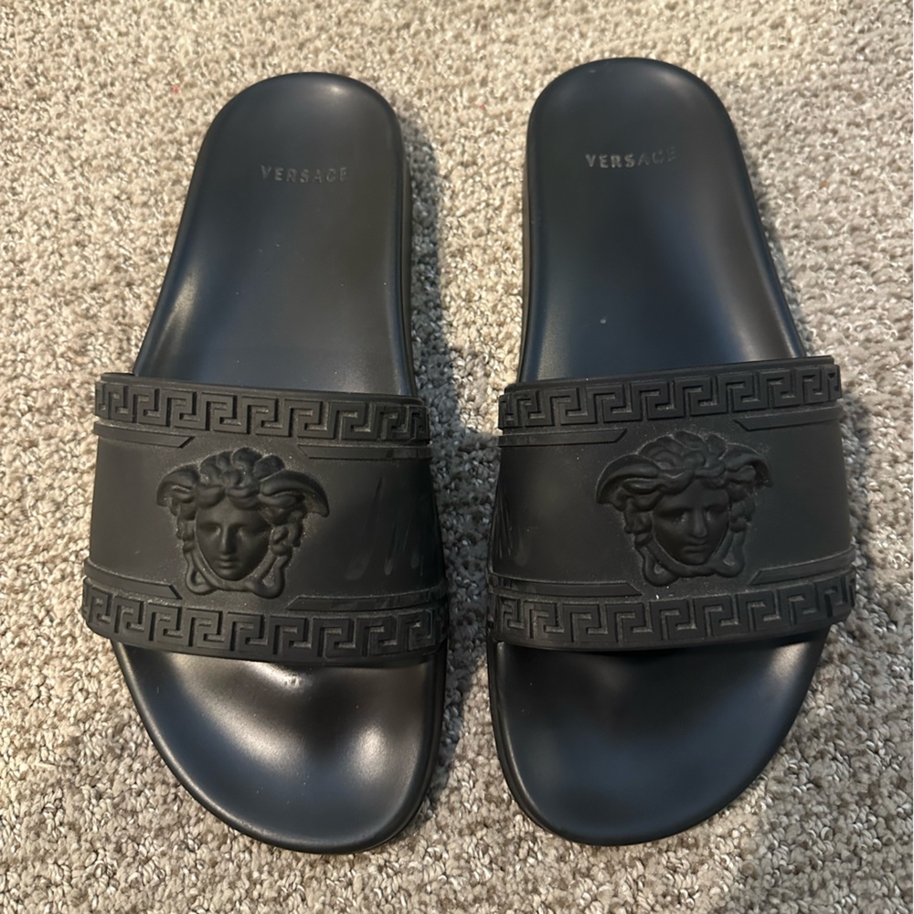 Versace Palazzo Pool Sliders